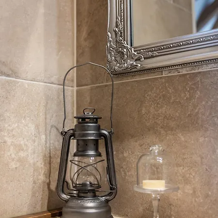 Bed & Breakfast Le Domaine De La Haye D'hotes 4*